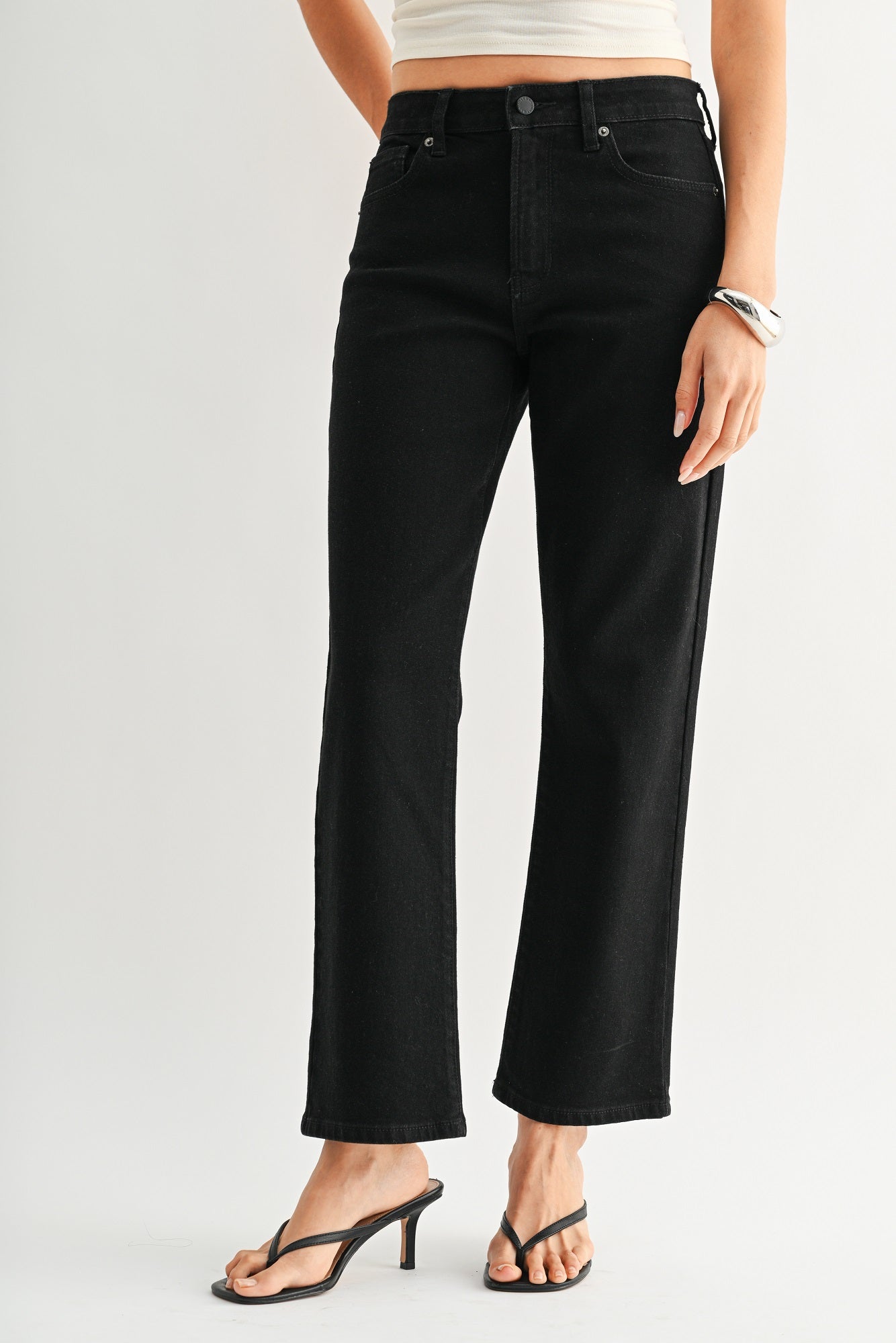 Rae 90s Stretch Straight Jean